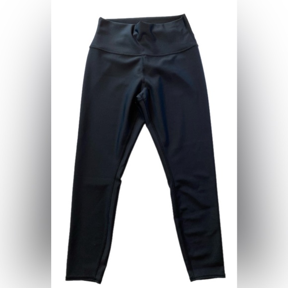 Alo Yoga high waist Airlift 7/8 leggings Large Black never wore - Picture 2 of 10
